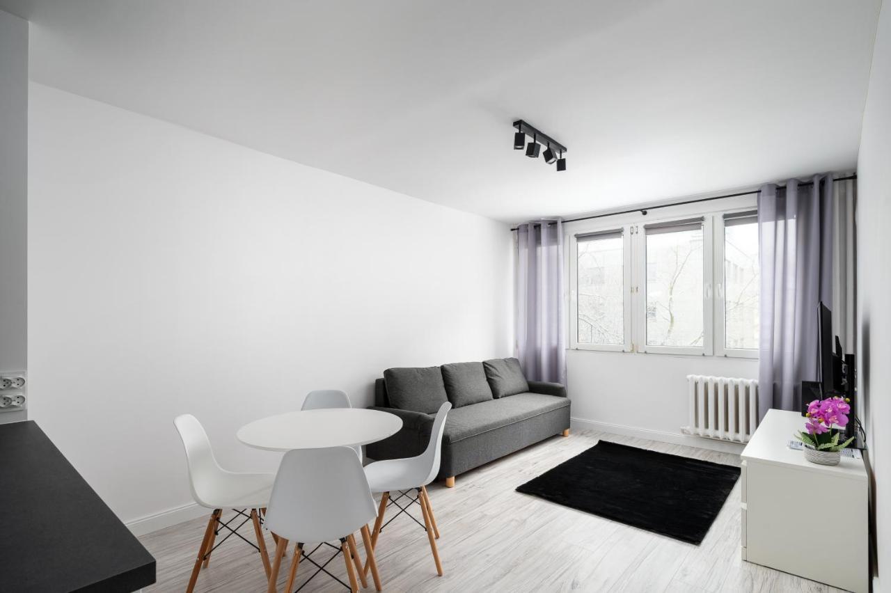 Wierzbno Modern Apartment Варшава Экстерьер фото